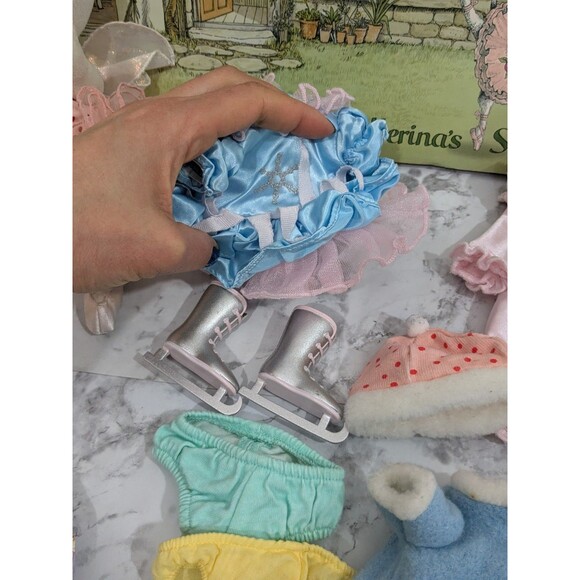 Angelina Ballerina Storybook Cottage Hardcover American Girl Set Doll Clothes - Picture 5 of 16
